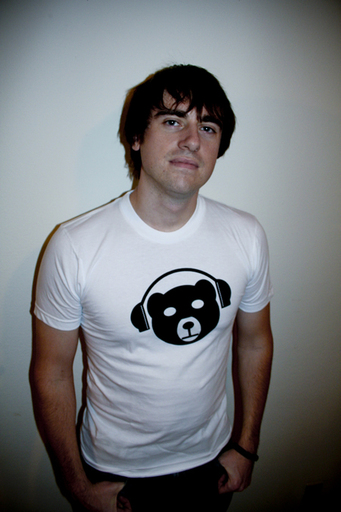 Logo_white_guys_large