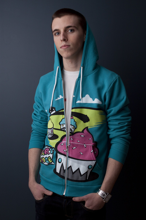 Cupcakes_hoodie_store2_large
