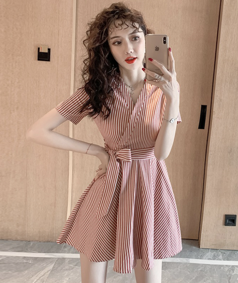 Stylish v neck striped short dress 