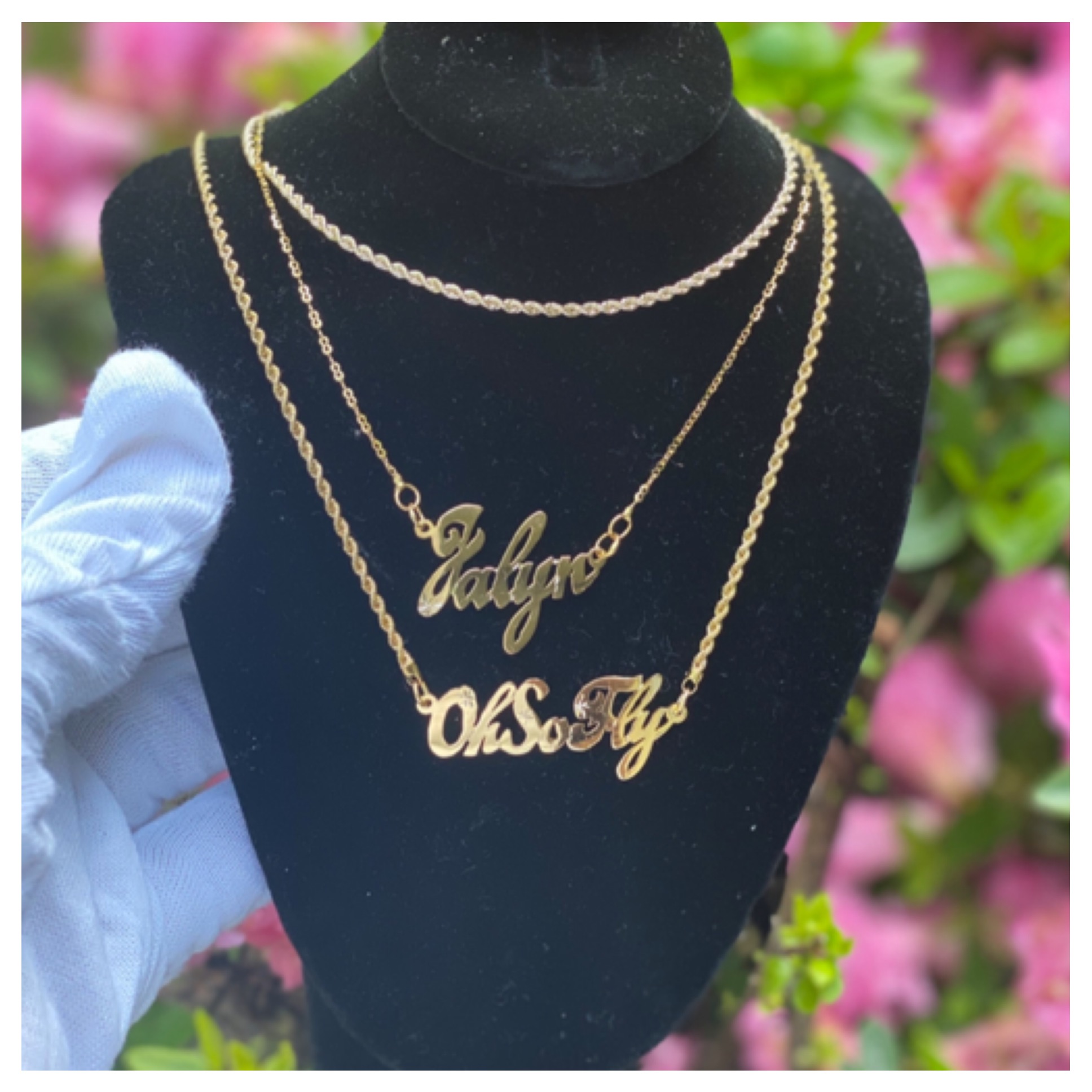 Single_Name_Necklace